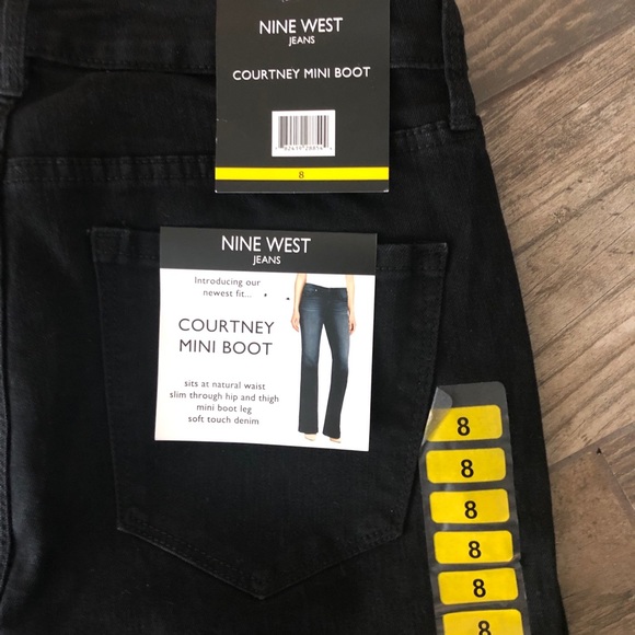 NWT Nine West Courtney Mini Boot Jeans - Picture 6 of 8